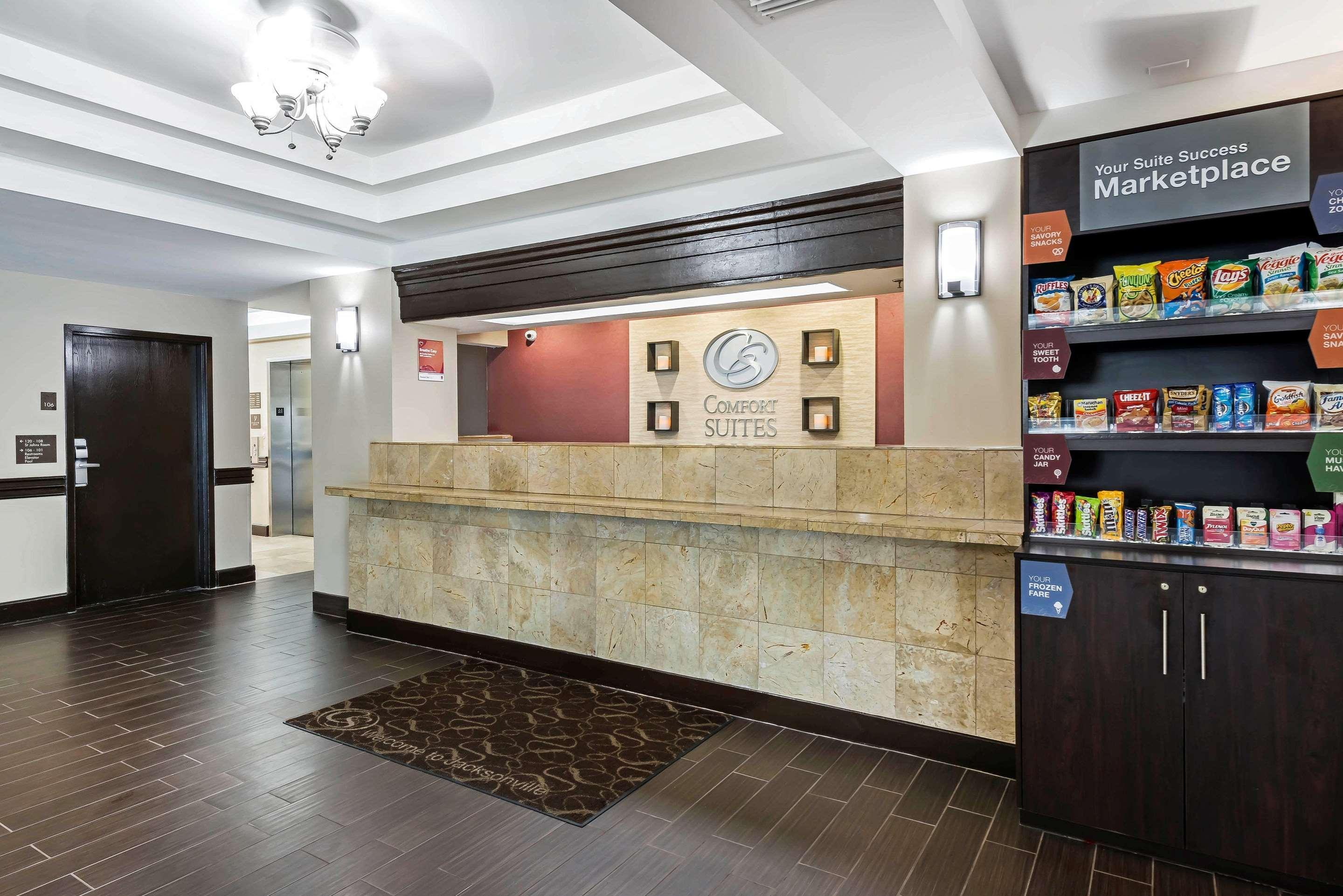Comfort Suites Baymeadows Near Butler Blvd Джэксонвиль Экстерьер фото