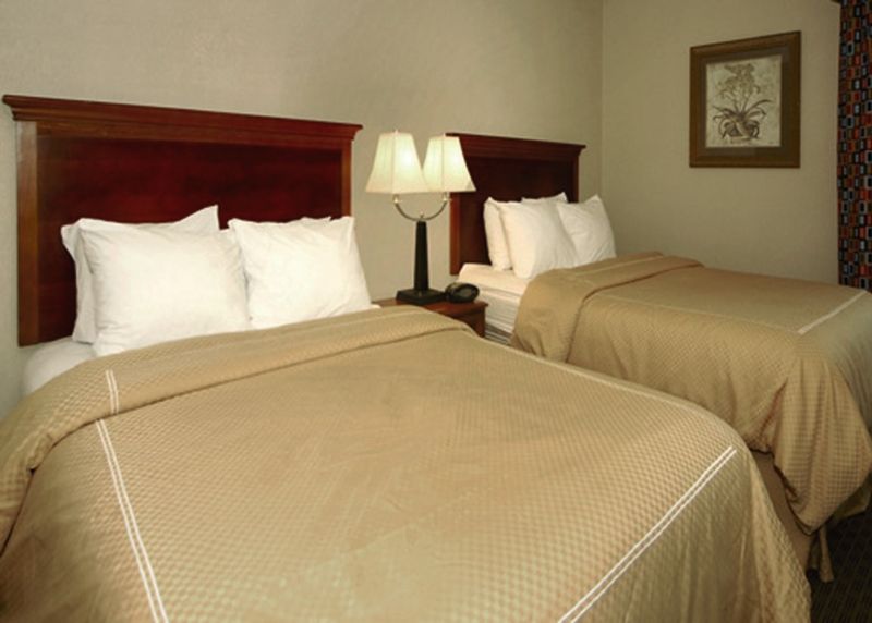 Comfort Suites Baymeadows Near Butler Blvd Джэксонвиль Экстерьер фото