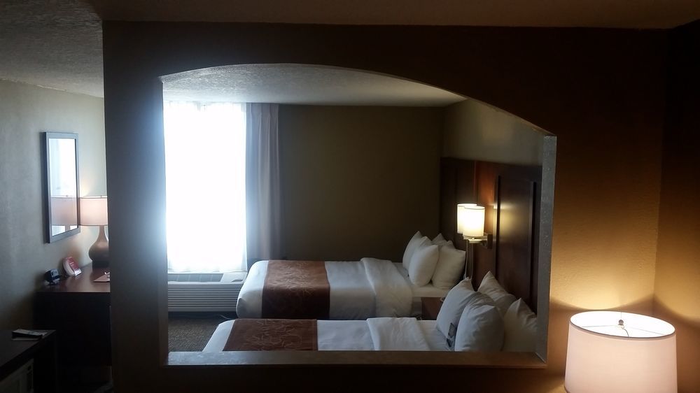 Comfort Suites Baymeadows Near Butler Blvd Джэксонвиль Экстерьер фото